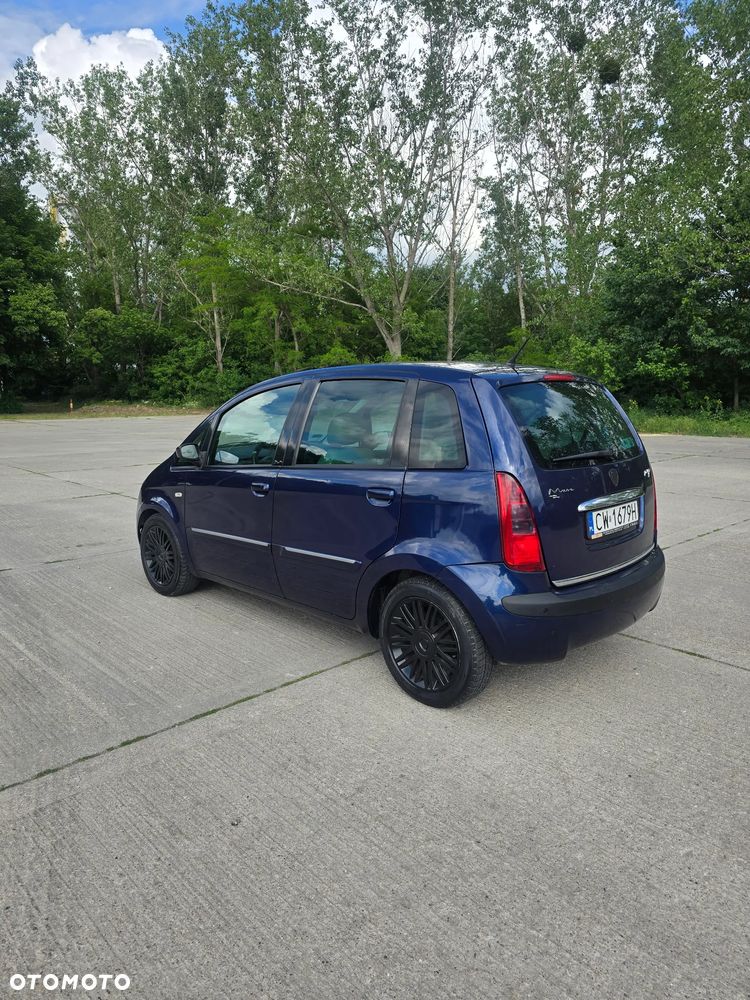Lancia Musa 1.9 MTJ Platino - 4