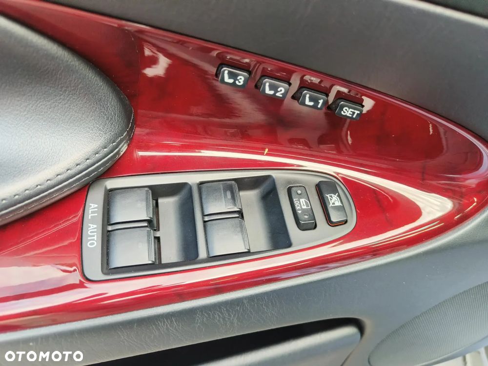 Lexus GS 450h - 26