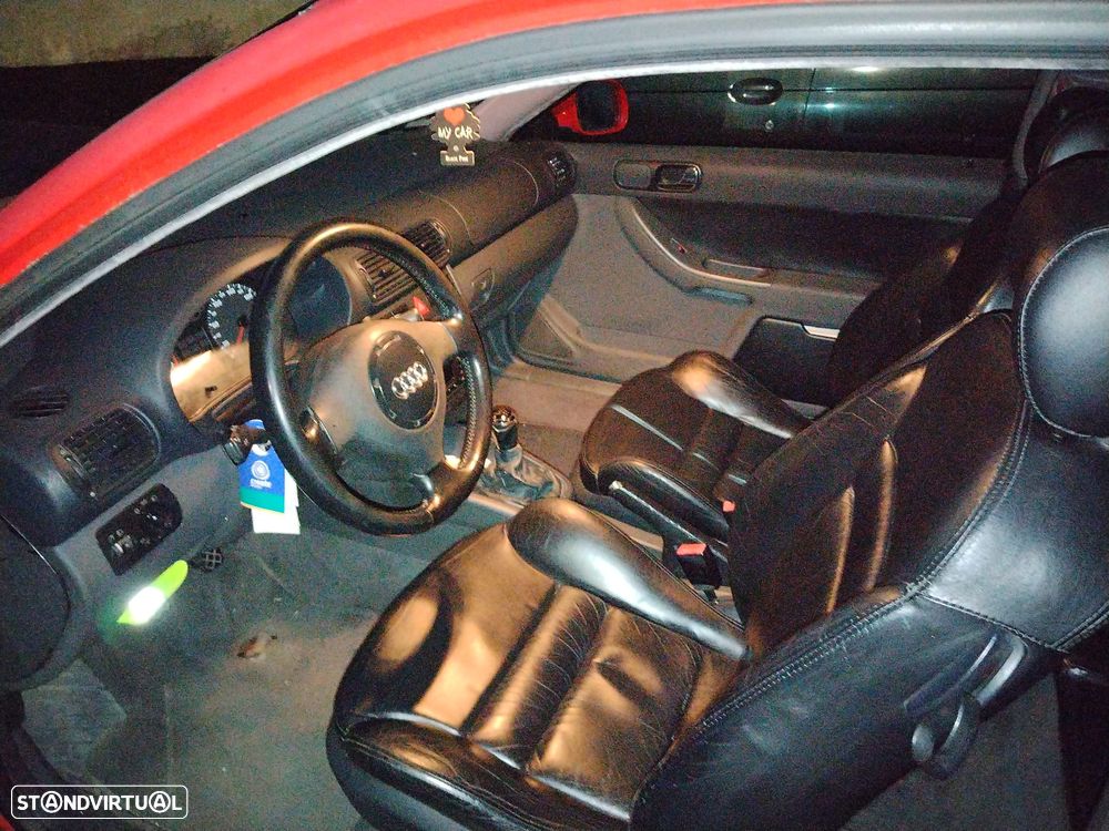Audi A3 1.8 - 18