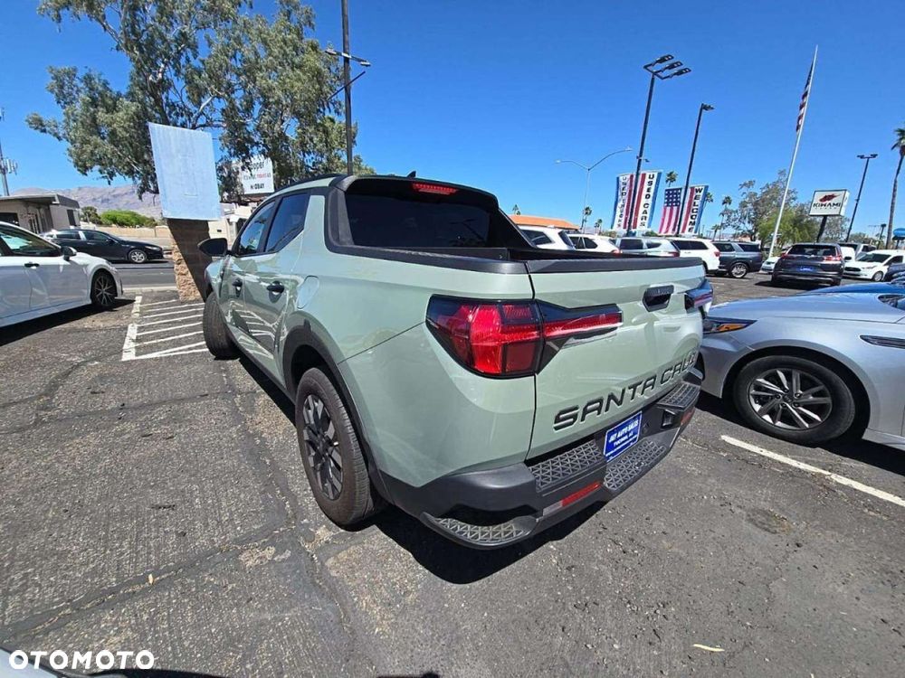 Hyundai Santa Cruz - 2