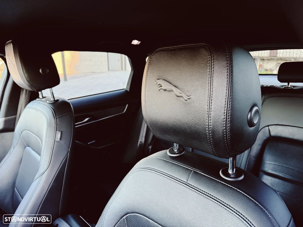 Jaguar F-Pace - 20