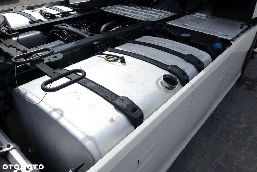Scania R500 / EURO 6 / STANDARD / AUTOMAT / RETARDER / KLIMATYZACJA POSTOJOWA / LODÓWKA  /  2 ZBIORNIKI - 16