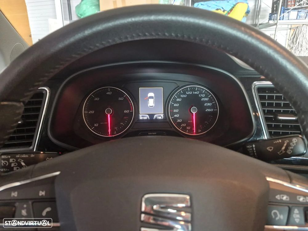 SEAT Leon 1.6 TDI Ecomotive Reference - 8