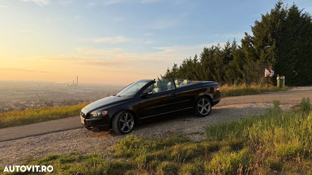 Volvo C70 2.0D Momentum - 23