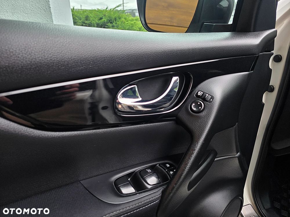 Nissan Qashqai 1.2 DIG-T Tekna - 17