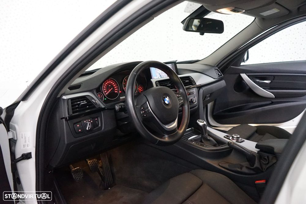 BMW 320 d Touring Line Sport - 15