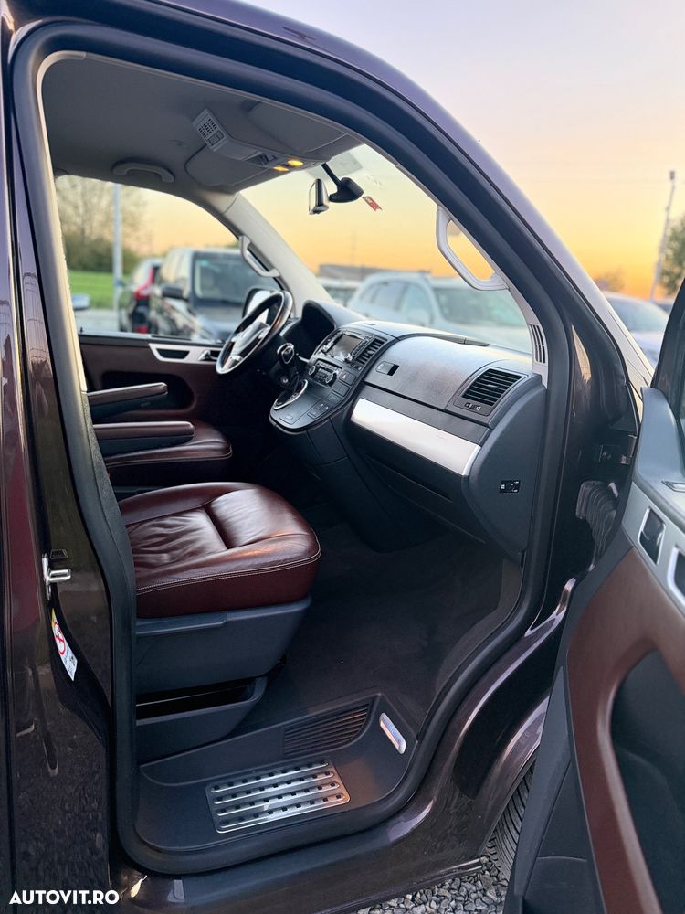 Volkswagen Multivan - 16