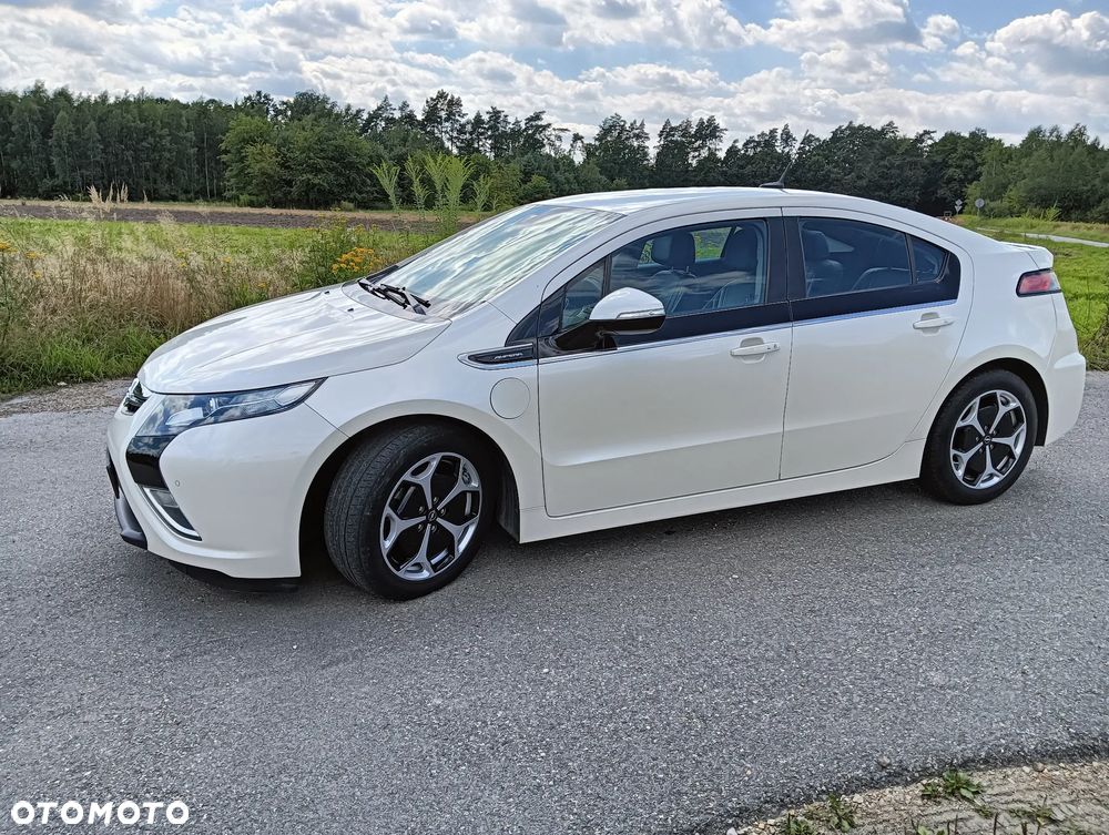 Opel Ampera - 2