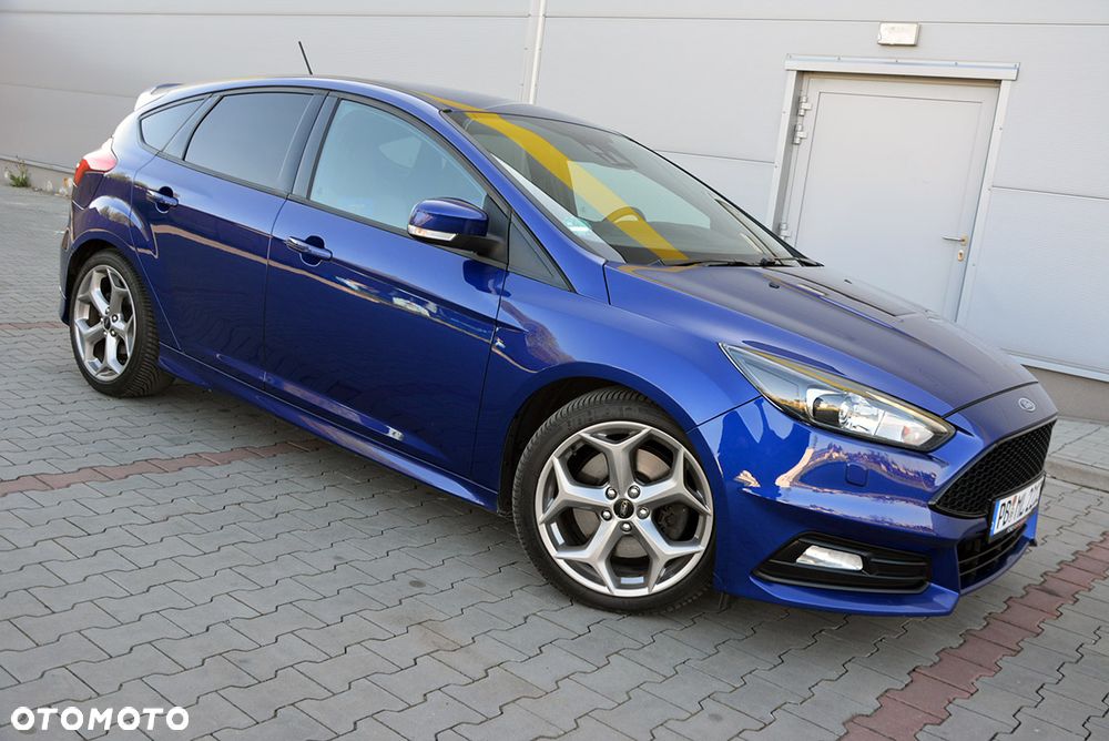 Ford Focus 2.0 TDCi ST - 28