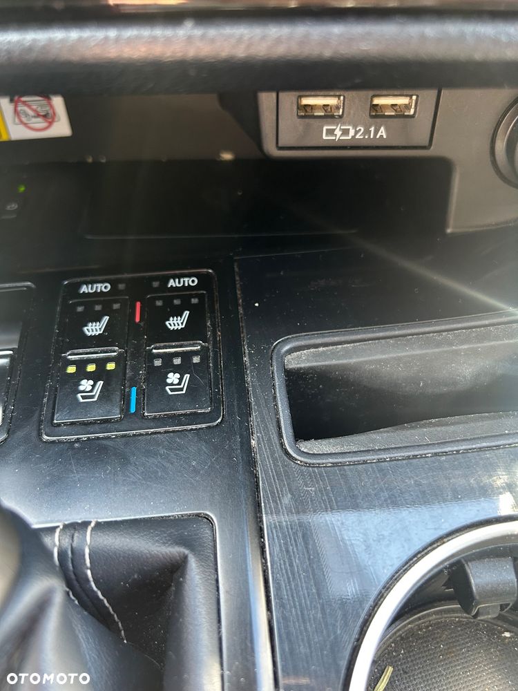 Lexus RX 450h L Prestige - 22