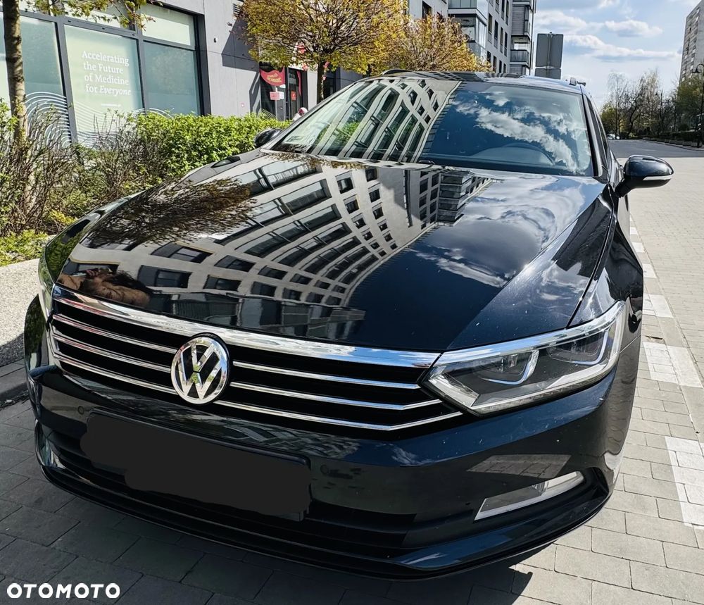Volkswagen Passat 2.0 TDI SCR Trendline DSG - 1