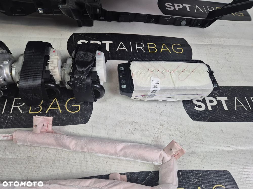 VW GOLF VIII 8 LIFT DESKA ROZDZIELCZA KONSOLA KOKPIT PULPIT PODUSZKI AIRBAG AIR BAG PASY KIT SET - 8