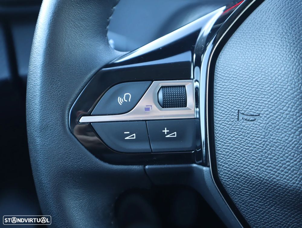 Peugeot 208 1.2 PureTech Active - 25