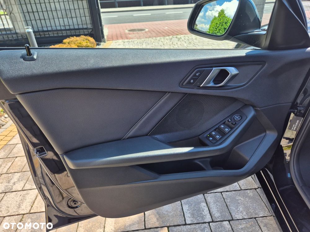 BMW Seria 1 - 28