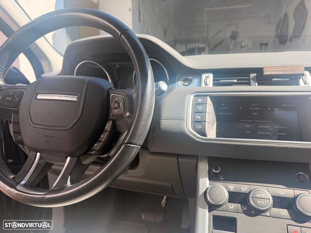 Land Rover Range Rover Evoque - 17