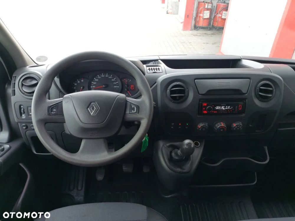 Renault Master III - 11