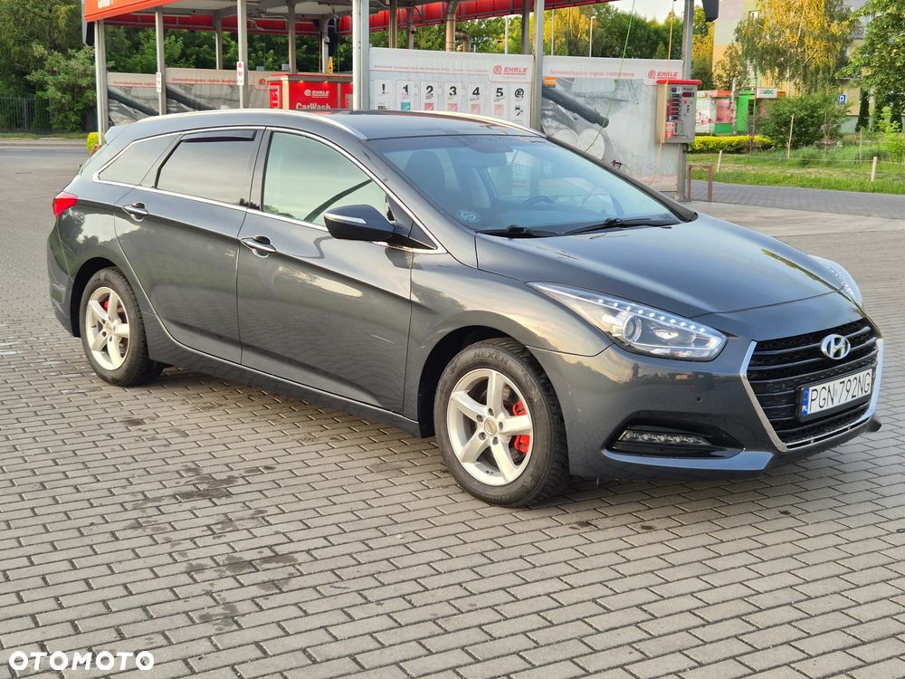 Hyundai i40 Kombi blue 1.7 CRDi Trend - 18