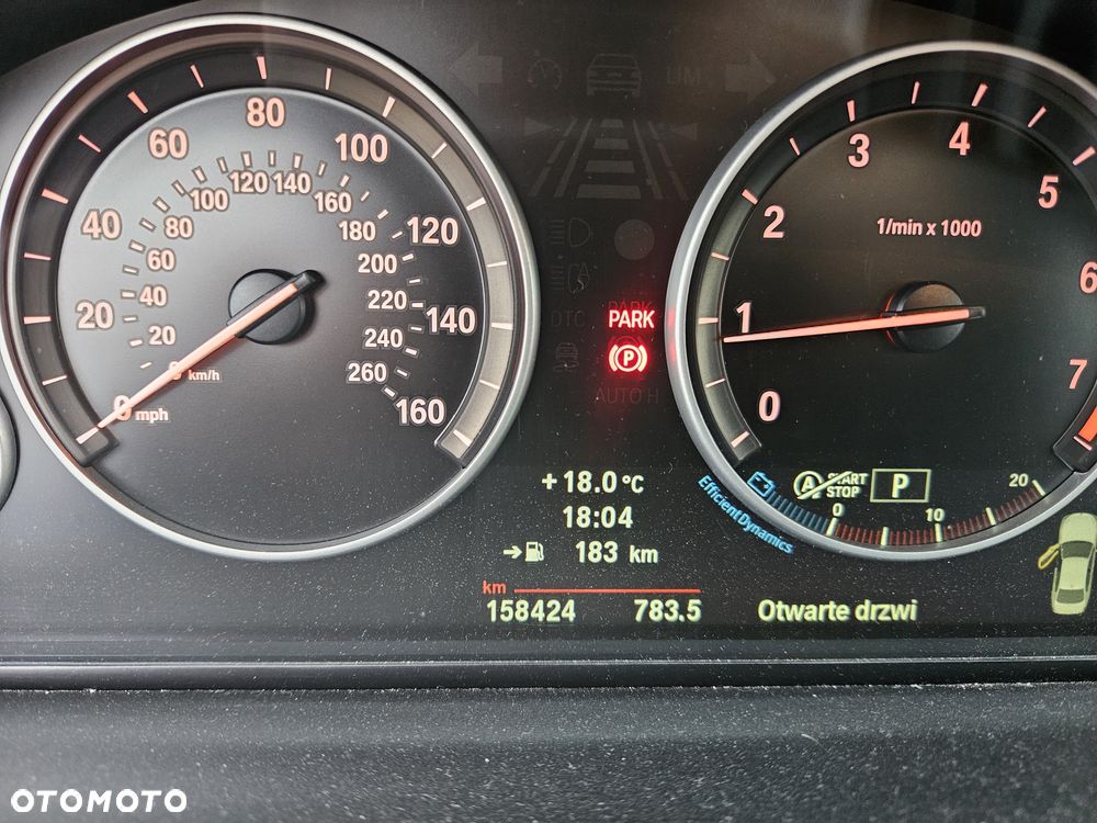 BMW Seria 5 528i xDrive Luxury Line - 33