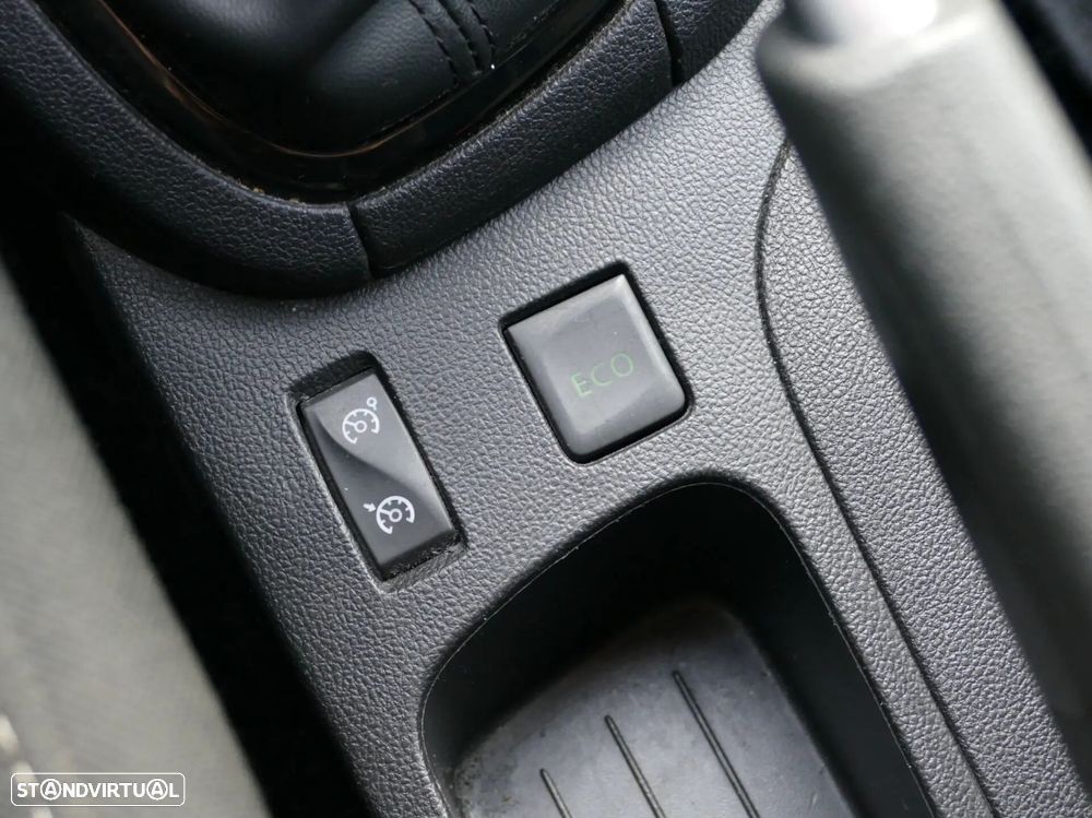 Renault Clio Sport Tourer 0.9 TCe Limited - 21