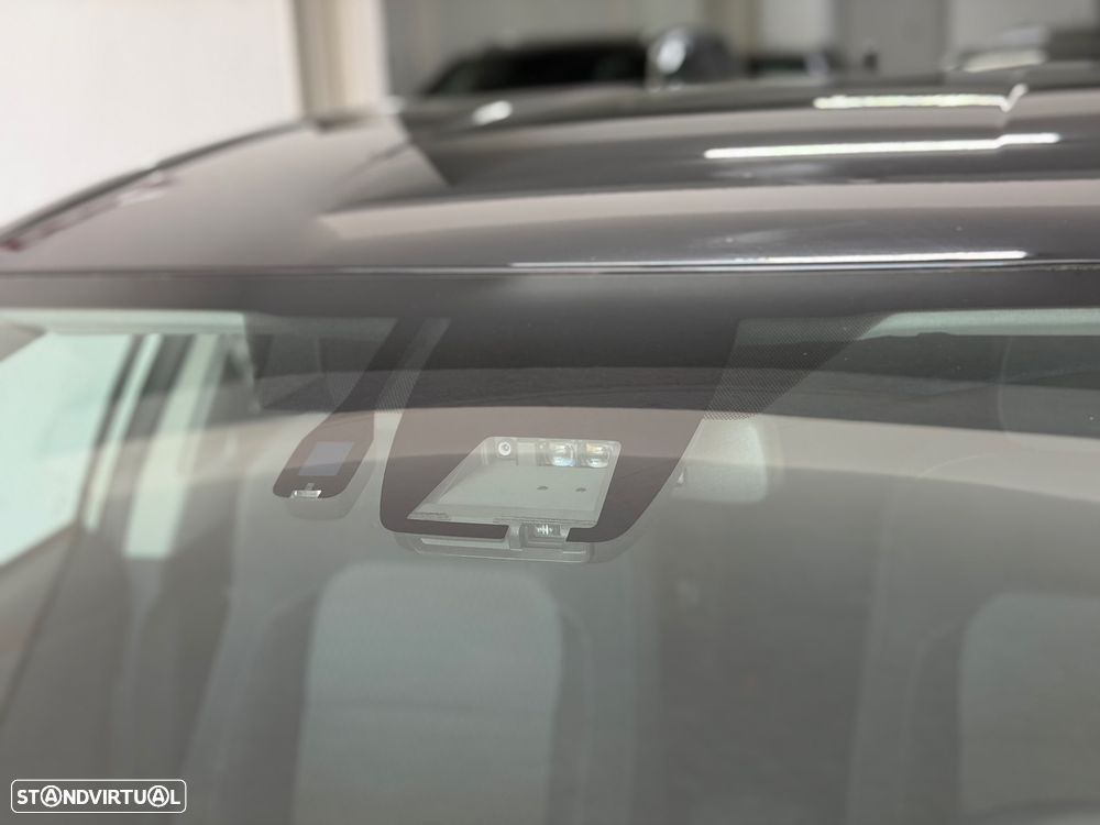 Toyota Auris 1.8 HSD Comfort - 5