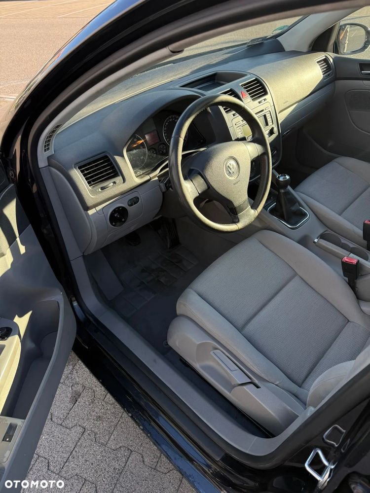 Volkswagen Golf V 1.9 TDI Trendline - 13