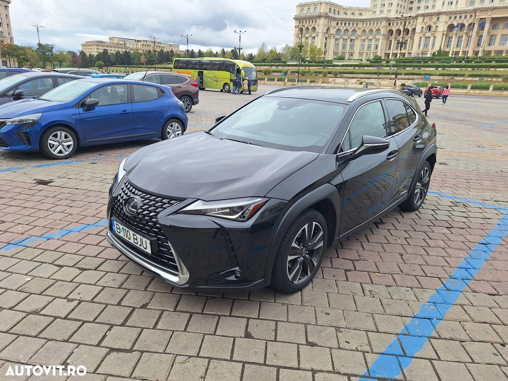 Lexus UX 250h 2.0L HEV 20H- (178 HP) 4X4 CVT Special Edition - 14