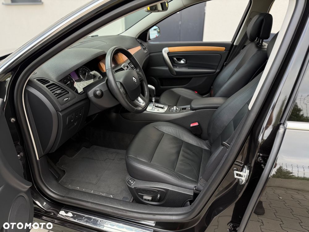 Renault Laguna 2.0T Initiale - 17