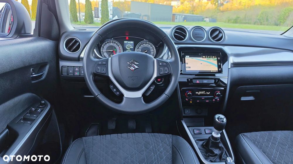 Suzuki Vitara 1.4 Boosterjet Hybrid Comfort+ - 22