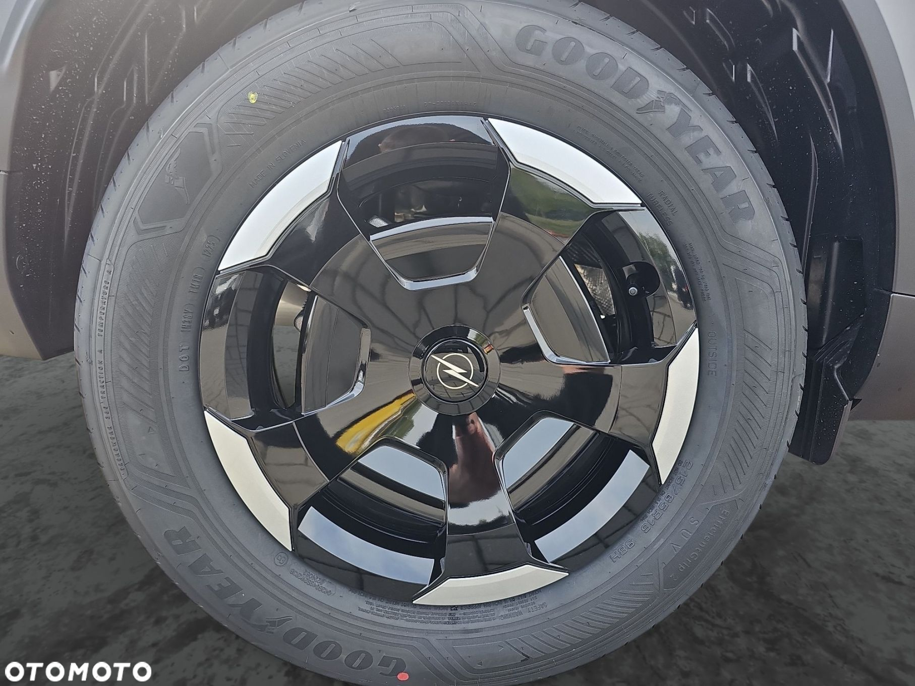 Opel Frontera - 12