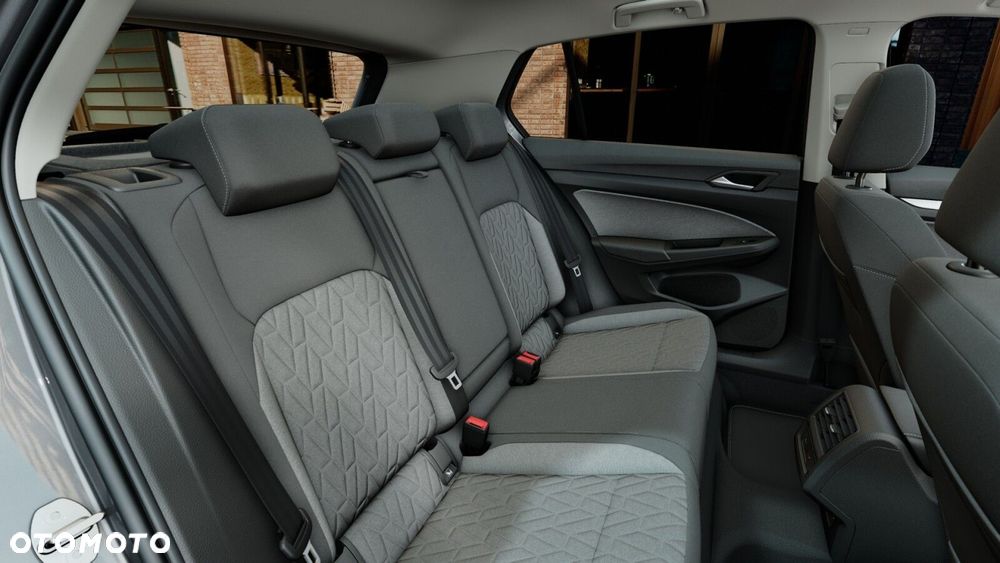 Volkswagen Golf 1.5 TSI EHybrid PHEV 150kW Life Plus DSG - 12