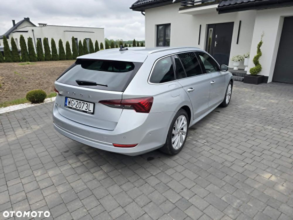 Skoda Octavia 2.0 TDI DSG Style - 7