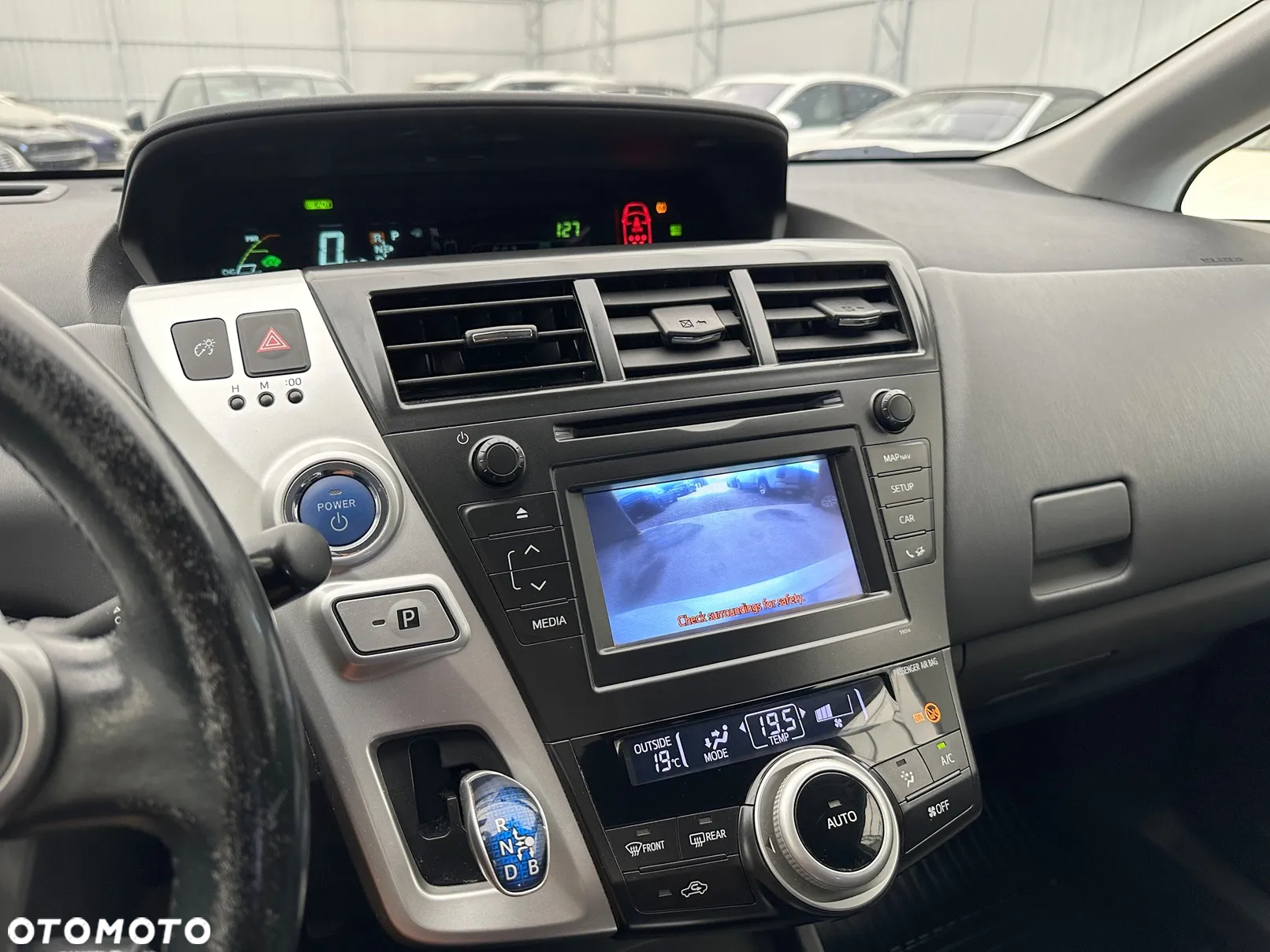Toyota Prius+ 1.8 HSD Premium - 9