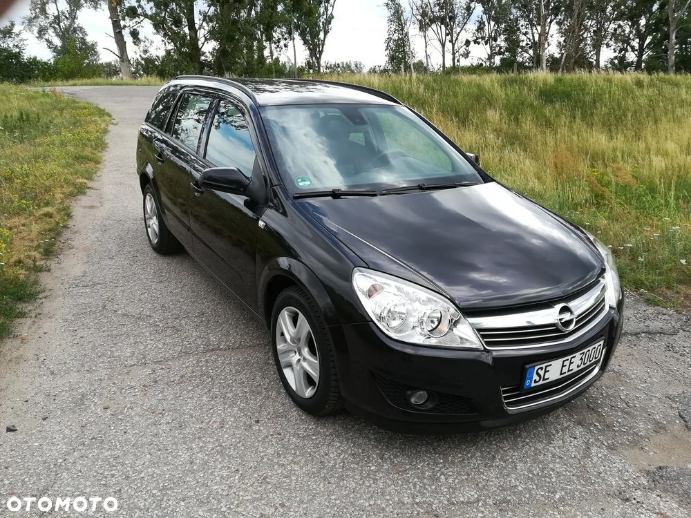 Opel Astra 1.4 Caravan Cosmo - 3