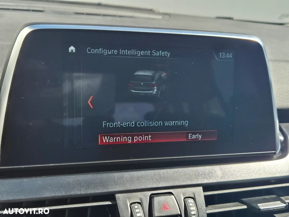 BMW Seria 2 218d xDrive AT - 23