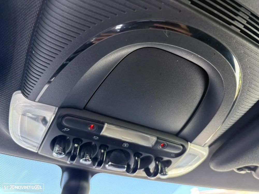 MINI 3 Portas One - 49