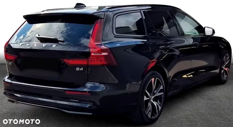 Volvo V60 B4 B Ultimate Dark - 2