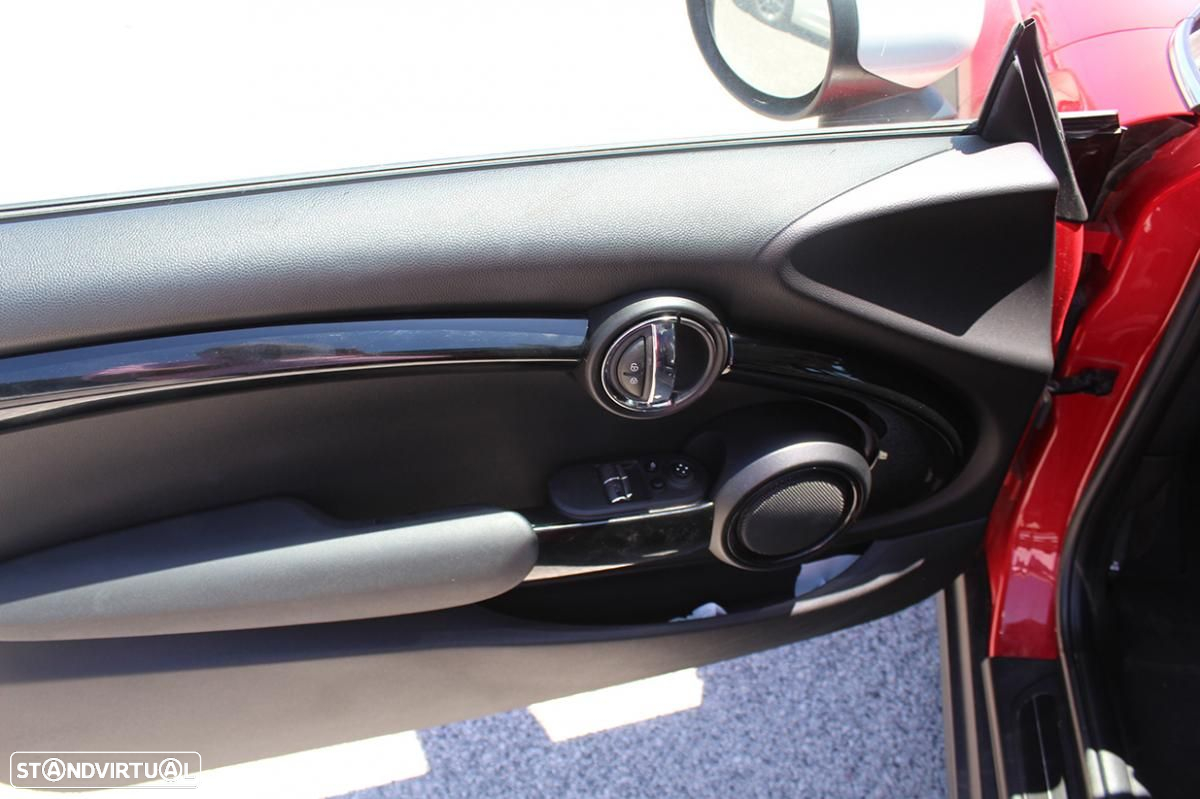 MINI 3 Portas Cooper SE Camden Edition - 15