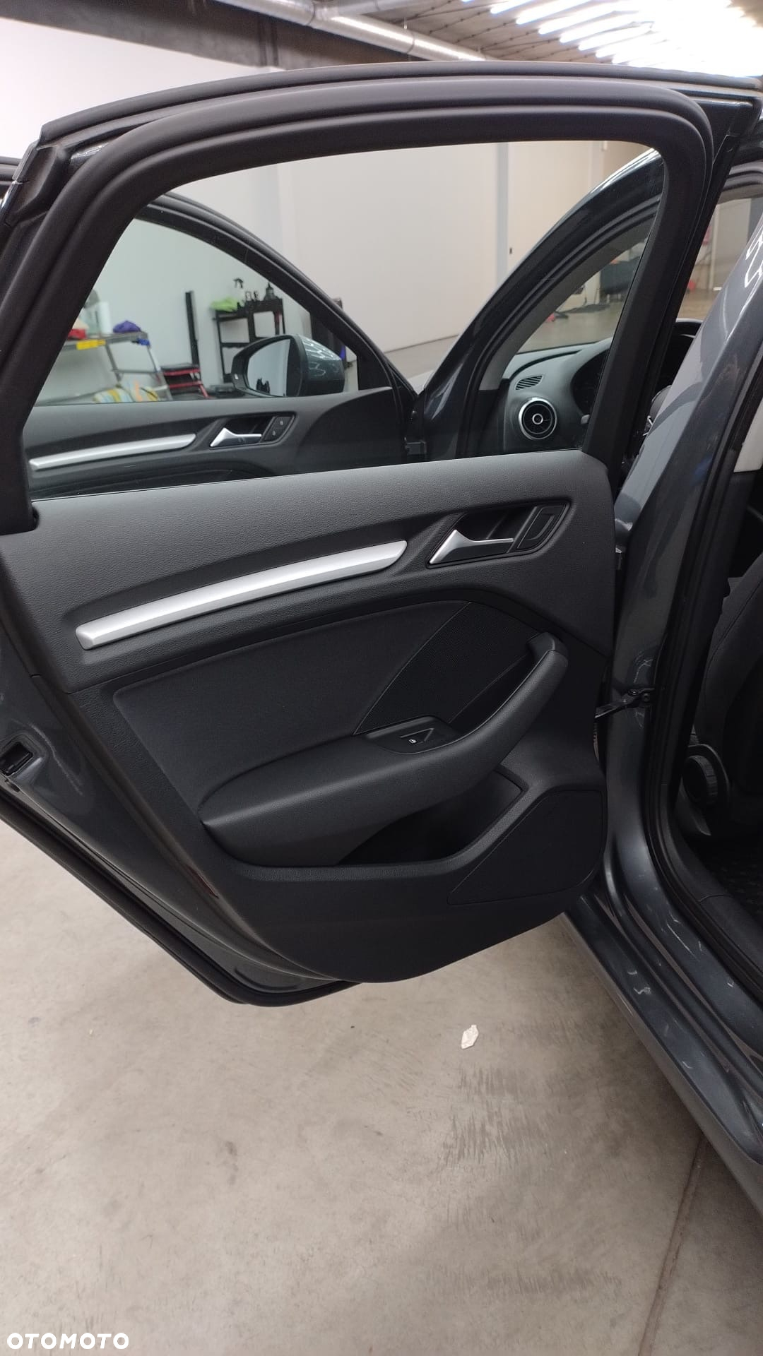 Audi A3 1.6 TDI clean diesel Ambiente S tronic - 9