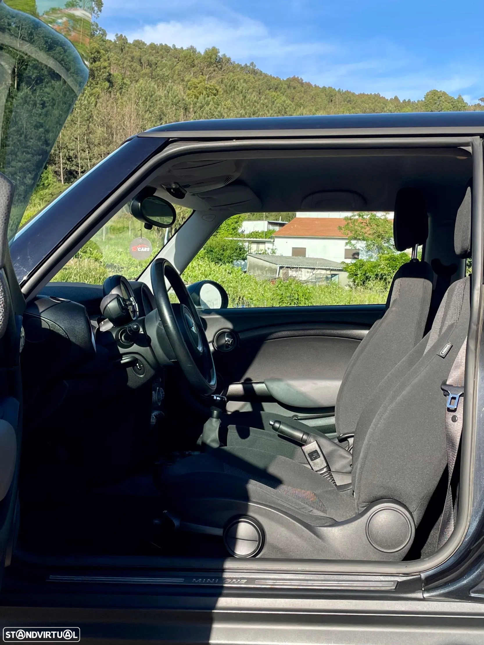 MINI 3 Portas One 1.4 - 11
