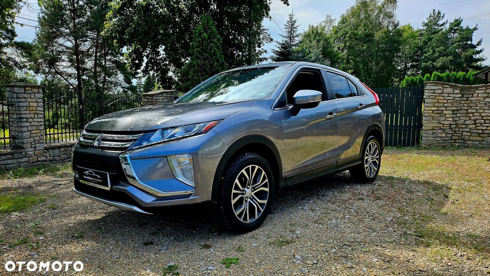 Mitsubishi Eclipse Cross 1.5 T-MIVEC (ClearTec) CVT 4WD Active+ - 4