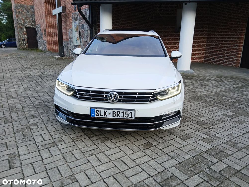 Volkswagen Passat 1.6 TDI SCR DSG - 2