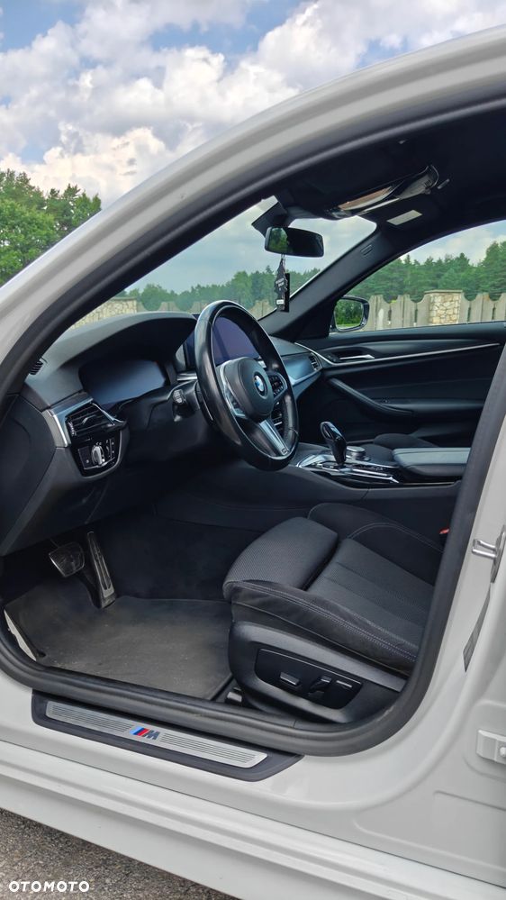 BMW Seria 5 518d mHEV M Sport sport - 11