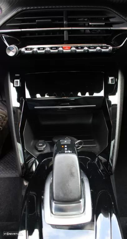 Peugeot e-208 50 kWh Active - 11