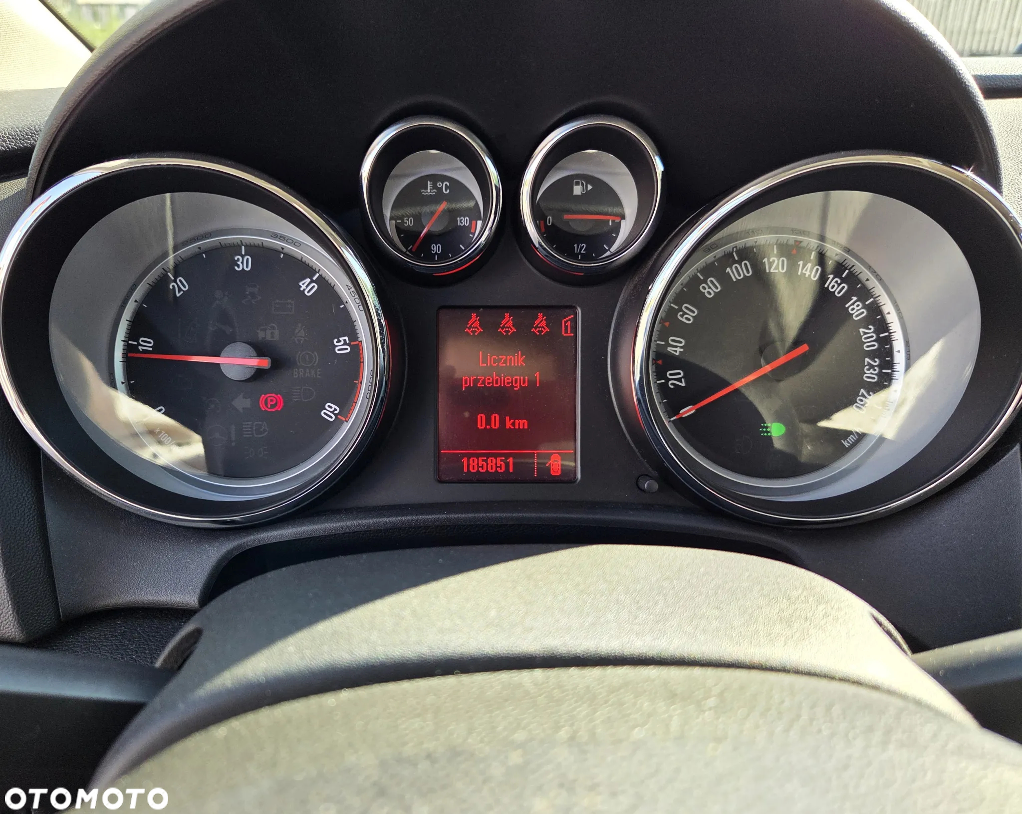 Opel Astra IV 2.0 CDTI Cosmo - 17