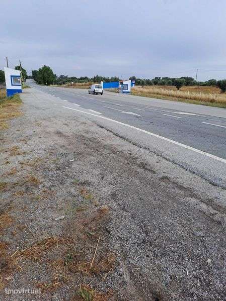 Arrenda se terreno - Grande imagem: 2/4