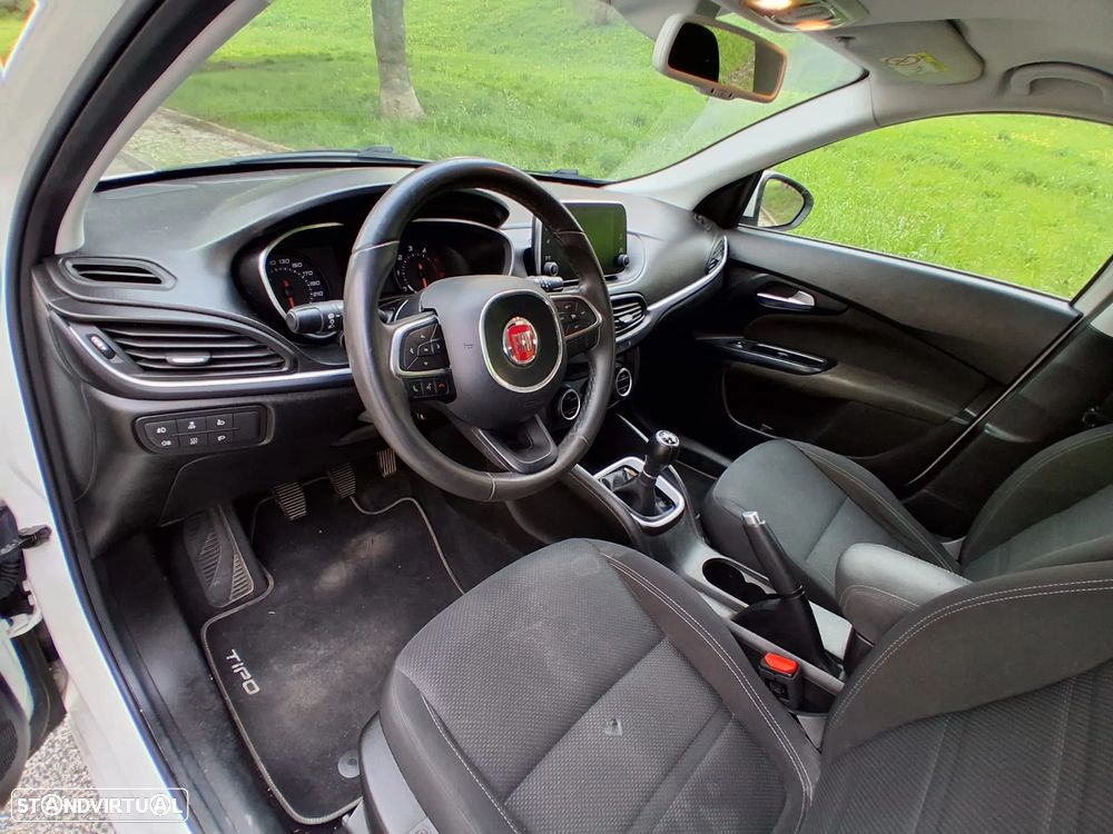 Fiat Tipo 1.3 M-Jet Lounge Tech - 15