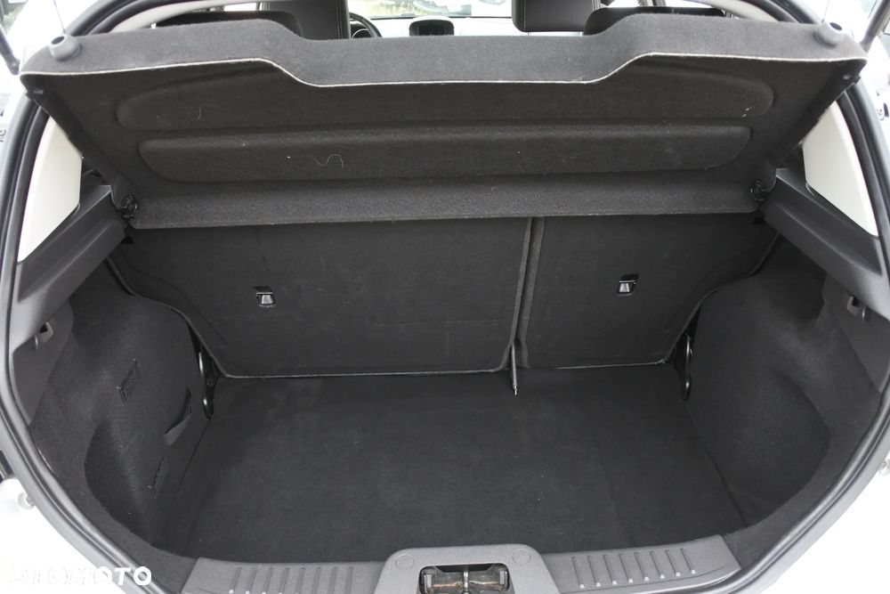 Ford Fiesta 1.0 EcoBoost S&S TITANIUM - 13