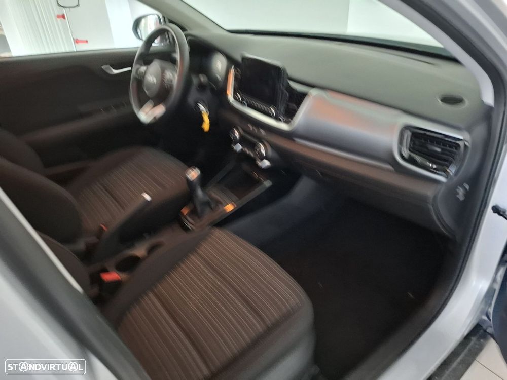 Kia Stonic 1.0 T-GDI Drive - 12