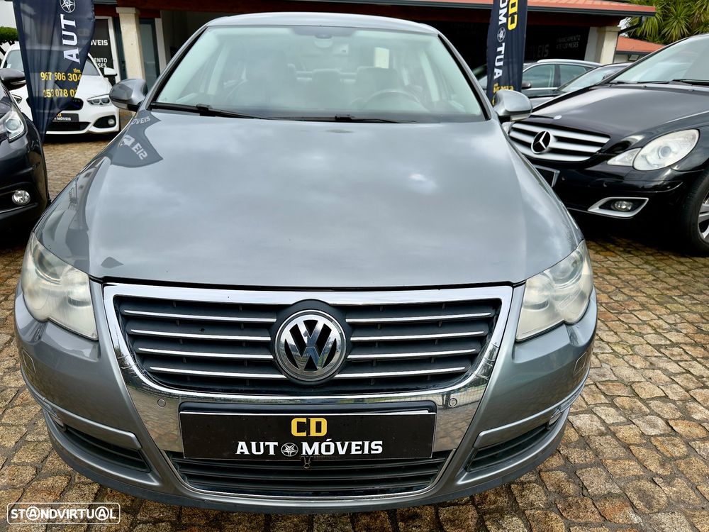 VW Passat 2.0 TDI Highline - 26