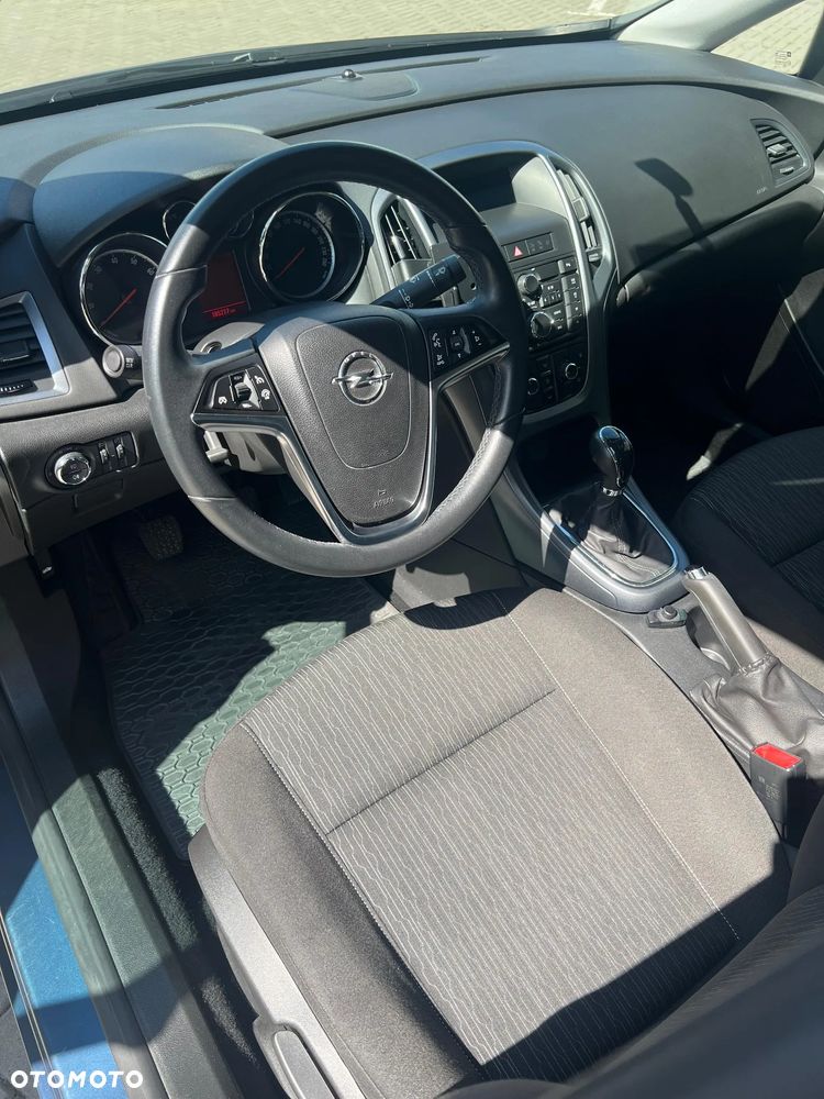 Opel Astra 1.6 Business - 19